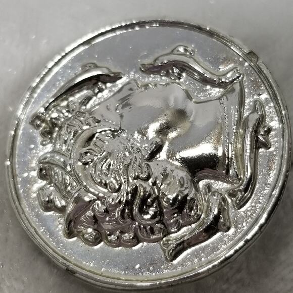 Sarah Cov. clip on patented one inch earrings 1.1437 - Picture 5 of 16